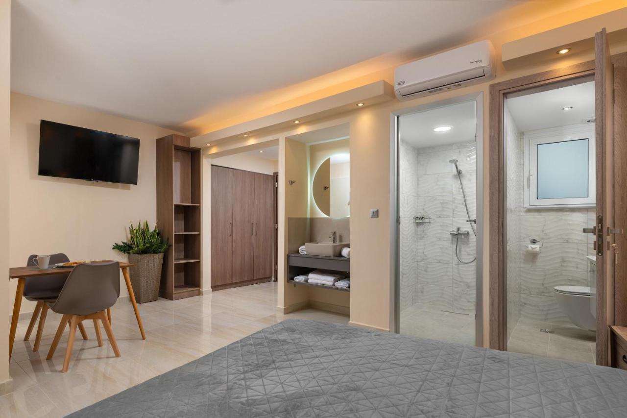 Lampraki Luxury